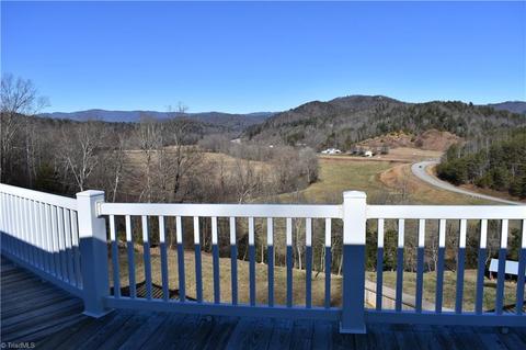 318 Lewis Fork Baptist Church Rd, Purlear, NC 28665 photo 27