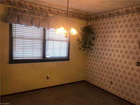 2194 Todd Dr, Trinity, NC 27370 photo 11