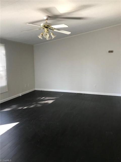 6802 Wright Rd, Thomasville, NC 27360 photo 3