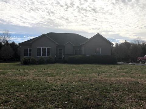 164 Ada Ln, Clemmons, NC 27012 photo 8