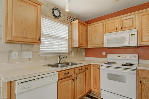 3978 Sorrell Ct, High Point, NC 27265 photo 14