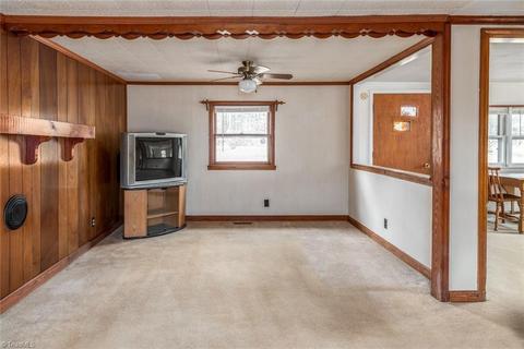 7754 Eversfield Rd, Summerfield, NC 27358 photo 5