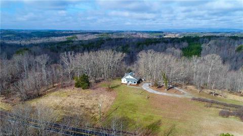 1258 Bolejack Rd, Germanton, NC 27019 photo 6