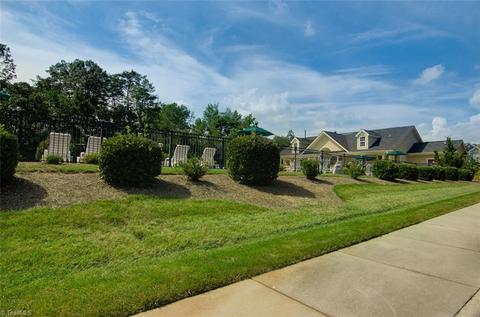 2407 Alderbrook Dr, High Point, NC 27265 photo 24
