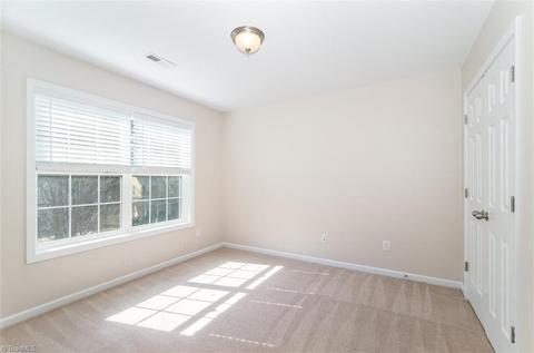 2407 Alderbrook Dr, High Point, NC 27265 photo 10