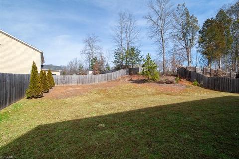 2407 Alderbrook Dr, High Point, NC 27265 photo 21
