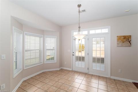 2407 Alderbrook Dr, High Point, NC 27265 photo 4