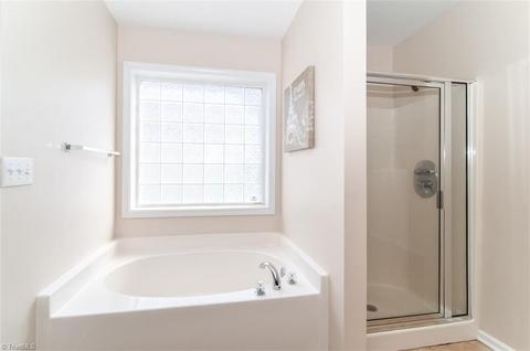 2407 Alderbrook Dr, High Point, NC 27265 photo 15