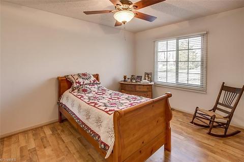 3812 Creekview Dr, Trinity, NC 27370 photo 11