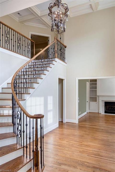 120 Brightleaf Ln, High Point, NC 27265 photo 2