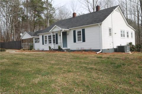 514 Brown Rd, King, NC 27021 photo 1