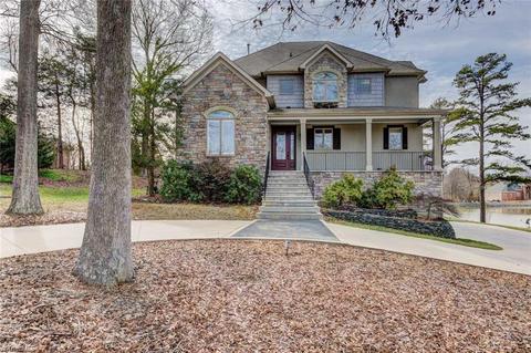 7271 Tanner Ct, Trinity, NC 27370 photo 1
