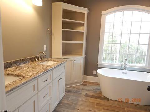364 Burberry Dr, Purlear, NC 28665 photo 10