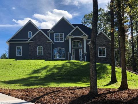 364 Burberry Dr, Purlear, NC 28665 photo 1