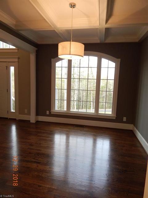 364 Burberry Dr, Purlear, NC 28665 photo 4