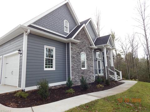 364 Burberry Dr, Purlear, NC 28665 photo 16