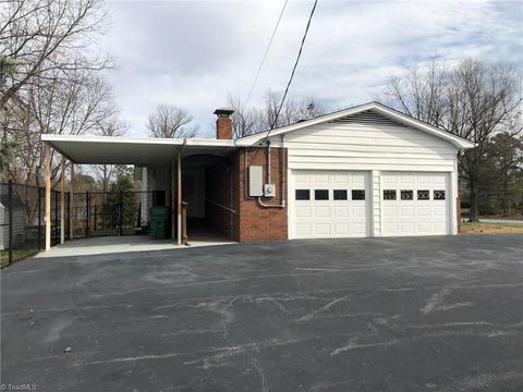 1824 Chestnut Dr, High Point, NC 27262 photo 5