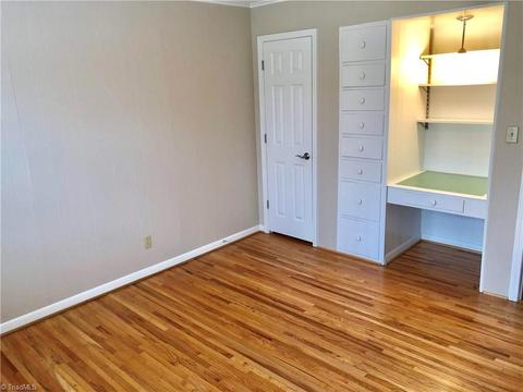 1824 Chestnut Dr, High Point, NC 27262 photo 20