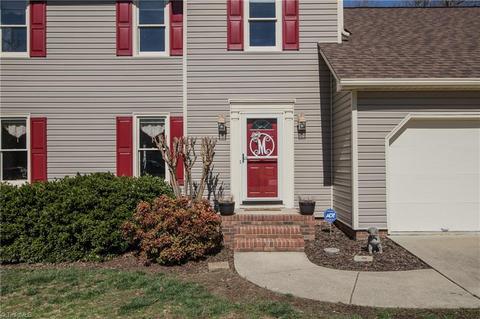 3315 Timberwolf Ave, High Point, NC 27265 photo 2
