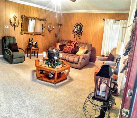 820 Graylyn Dr, High Point, NC 27263 photo 3