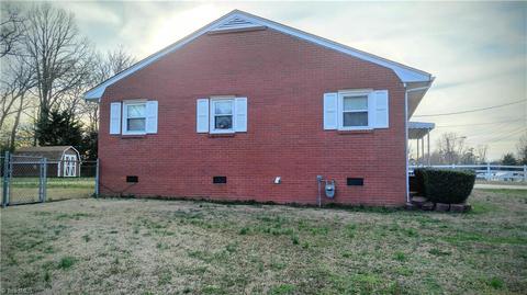 820 Graylyn Dr, High Point, NC 27263 photo 22