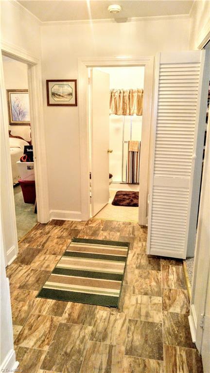 820 Graylyn Dr, High Point, NC 27263 photo 9