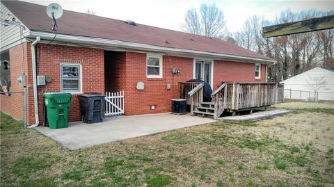 820 Graylyn Dr, High Point, NC 27263 photo 25