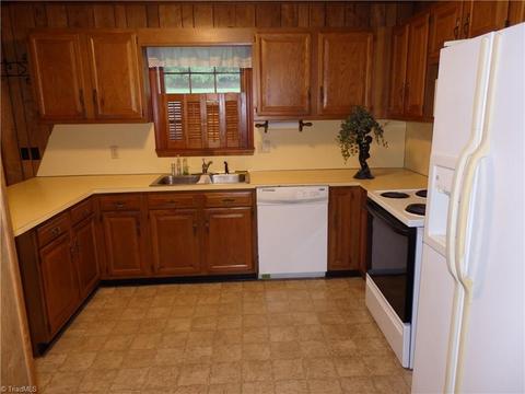 6262 Gallimore Town Rd, Trinity, NC 27370 photo 11