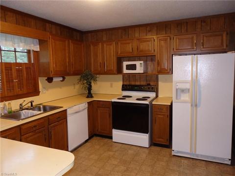6262 Gallimore Town Rd, Trinity, NC 27370 photo 9