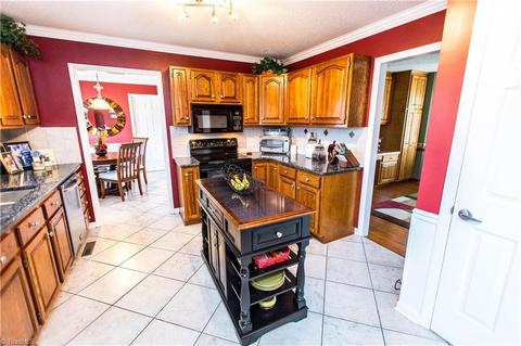 4881 Hampton Rd, Clemmons, NC 27012 photo 4