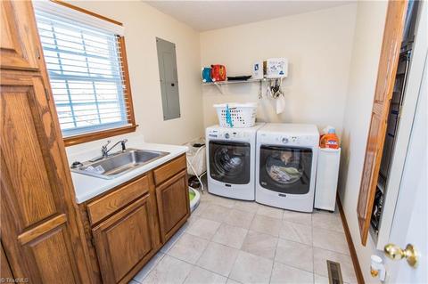 4881 Hampton Rd, Clemmons, NC 27012 photo 12