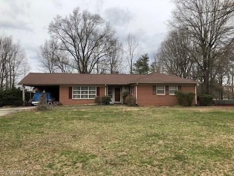 625 E Stadium Dr, Eden, NC 27288 photo 1