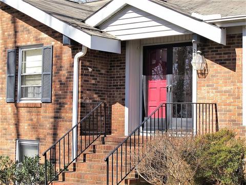 2885 Farmbrook Rd, Winston Salem, NC 27103 photo 1