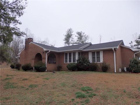 1101 Denton Rd, Denton, NC 27239 photo 2