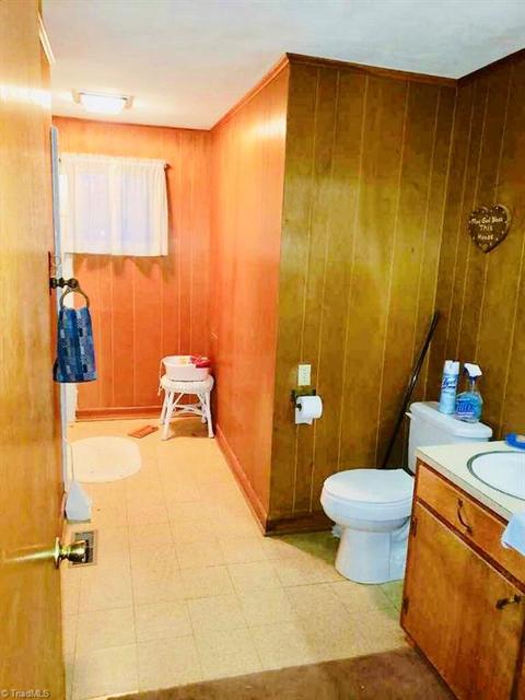 3947 Johnson St, High Point, NC 27265 photo 12