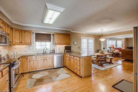 1620 Slane Rd, Clemmons, NC 27012 photo 5