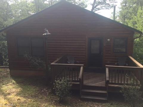 1053 Range Branch Rd, Purlear, NC 28665 photo 1