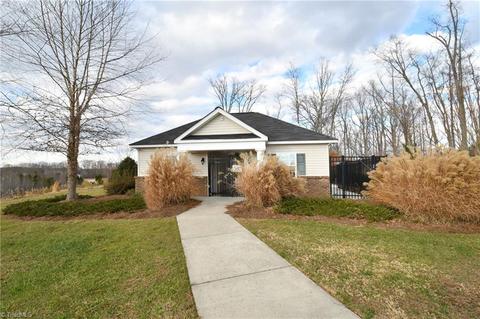 203 Overlook Trl, Clemmons, NC 27012 photo 4
