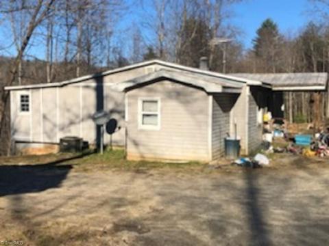 4701 Parsonsville Rd, Purlear, NC 28665 photo 1