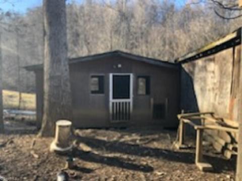 4701 Parsonsville Rd, Purlear, NC 28665 photo 2