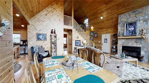 1705 Buck Mountain Rd, Purlear, NC 28665 photo 4