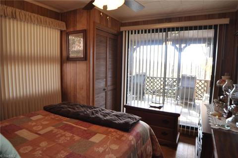 137 Phillips Gap Rd, Purlear, NC 28665 photo 8