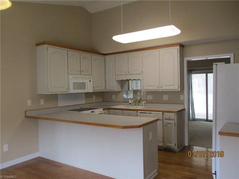 1212 Raspberry Run, Graham, NC 27253 photo 4