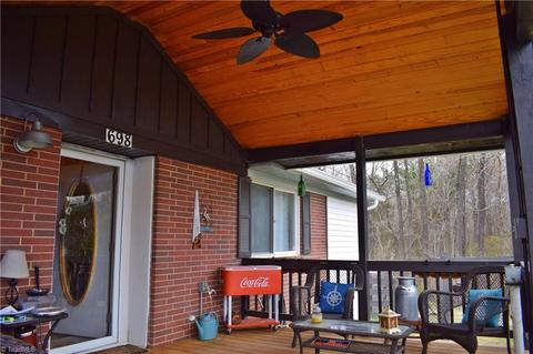 698 Flat Swamp Rd, Denton, NC 27239 photo 2