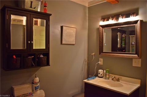 698 Flat Swamp Rd, Denton, NC 27239 photo 17