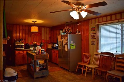 698 Flat Swamp Rd, Denton, NC 27239 photo 12