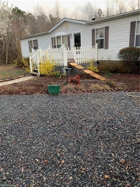 365 Gem Stone Loop, Summerfield, NC 27358 photo 2