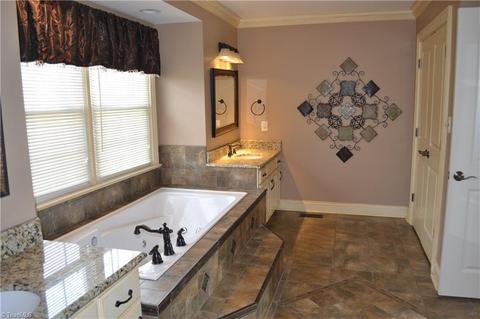 981 Williams Rd, Madison, NC 27025 photo 18