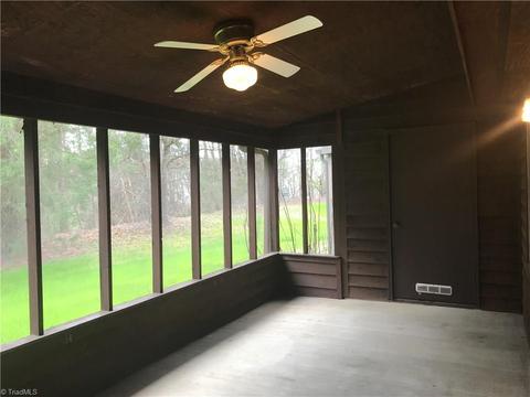 483 James Ct, High Point, NC 27265 photo 9
