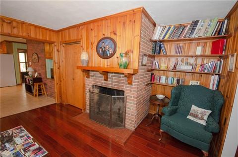 622 E Stadium Dr, Eden, NC 27288 photo 5